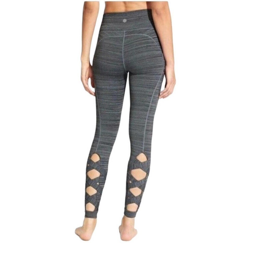 ATHLETA Chaturanga Criss Cross Cut Out‎ Ribbon Leggings Pockets Gray Space Dye M